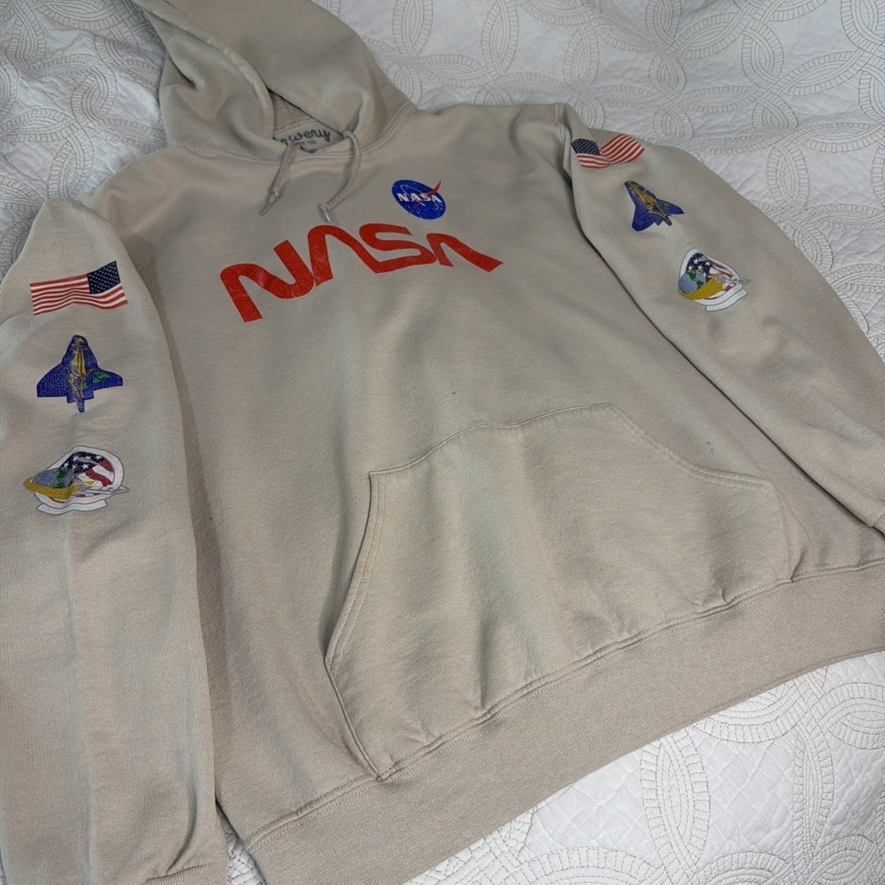 Bowery Hoodie Unisex Large Taupe Cotton Fleece Lined NASA Graphic Pullover‎